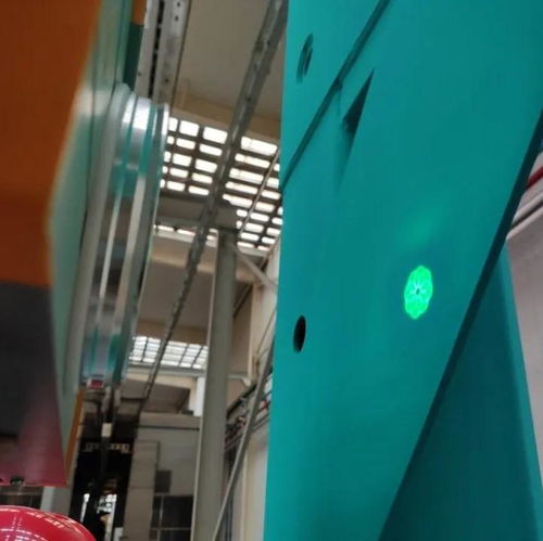 新科技 產品進烤爐前非接觸測膜厚，科學儀器革新涂裝工藝